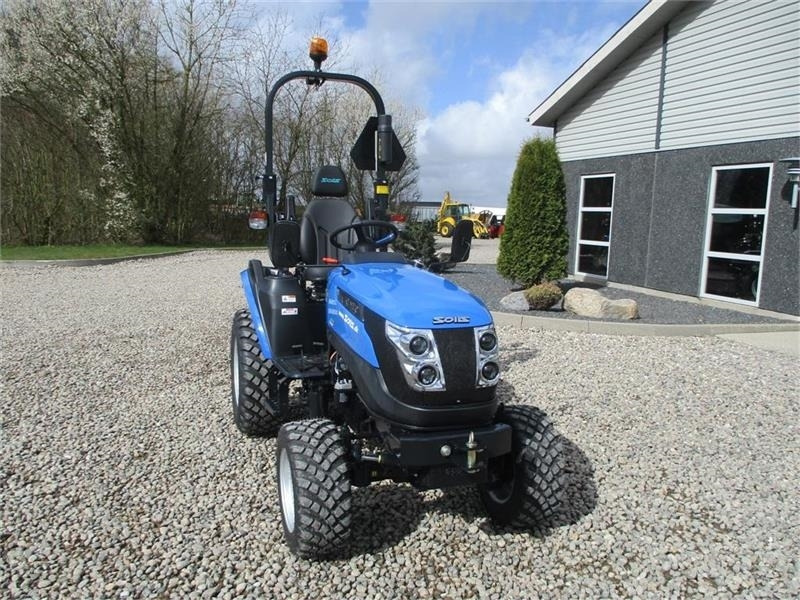 Tracteur agricole Solis 26 HST Garden Pro Dæk: photos 16
