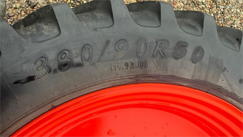 Sprøjtehjul 380/85R34 og 380/90R50 Har siddet på e - Pneu pour Machine agricole: photos 3 Sprøjtehjul 380/85R34 og 380/90R50 Har siddet på e - Pneu pour Machine agricole: photos 3