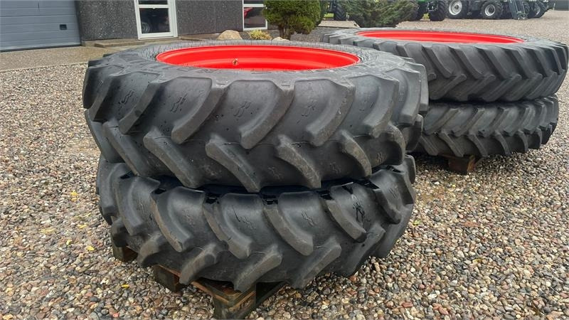Sprøjtehjul 380/85R34 og 380/90R50 Har siddet på e - Pneu pour Machine agricole: photos 2 Sprøjtehjul 380/85R34 og 380/90R50 Har siddet på e - Pneu pour Machine agricole: photos 2