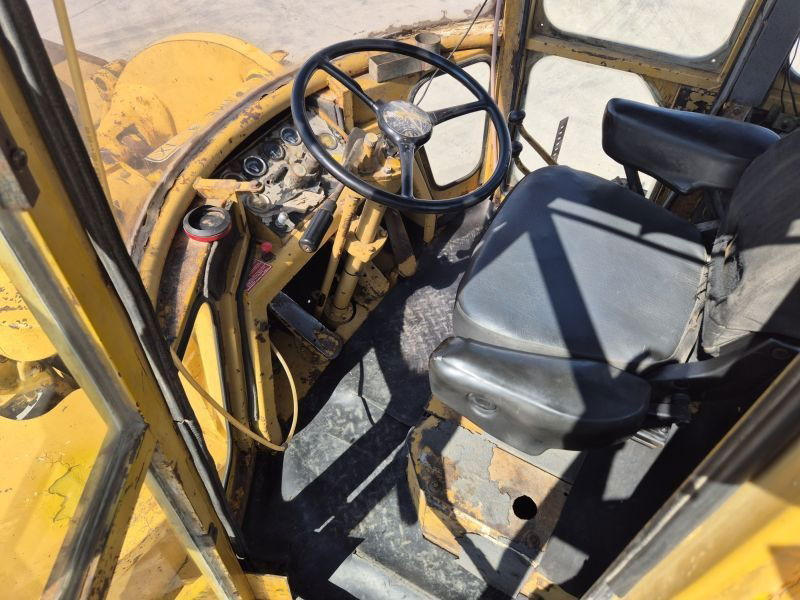 Chargeuse sur pneus Caterpillar CAT 966C Wheeloader With Airco: photos 10 Chargeuse sur pneus Caterpillar CAT 966C Wheeloader With Airco: photos 10