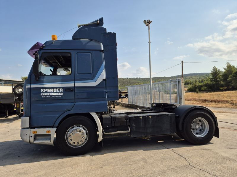 Scania R143-500 V8 Scania 143MA.5004X2L Streamline-Retarder - Tracteur routier: photos 3 Scania R143-500 V8 Scania 143MA.5004X2L Streamline-Retarder - Tracteur routier: photos 3