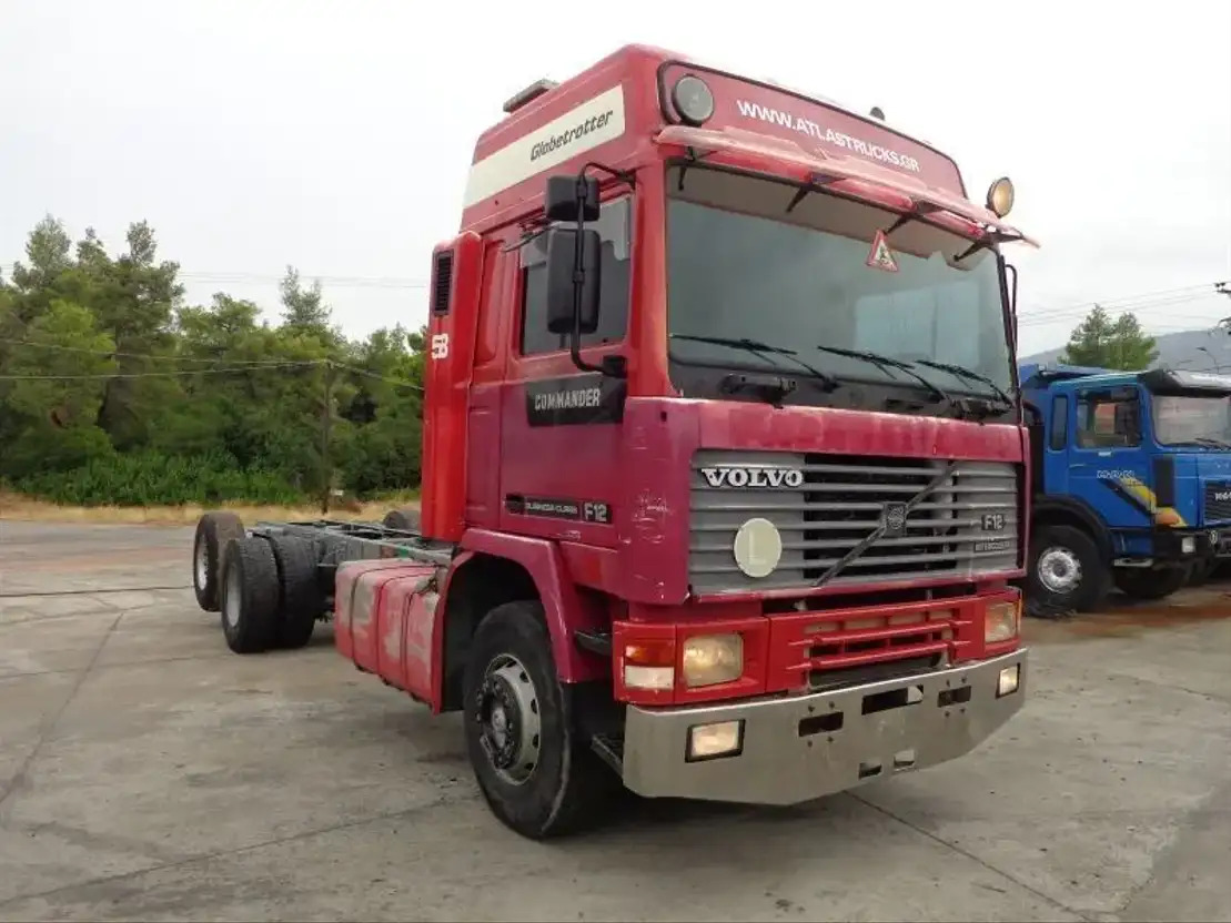 Volvo F 12.400 Volvo F12 6X2 405Hp -TD123ES - Châssis cabine: photos 1 Volvo F 12.400 Volvo F12 6X2 405Hp -TD123ES - Châssis cabine: photos 1
