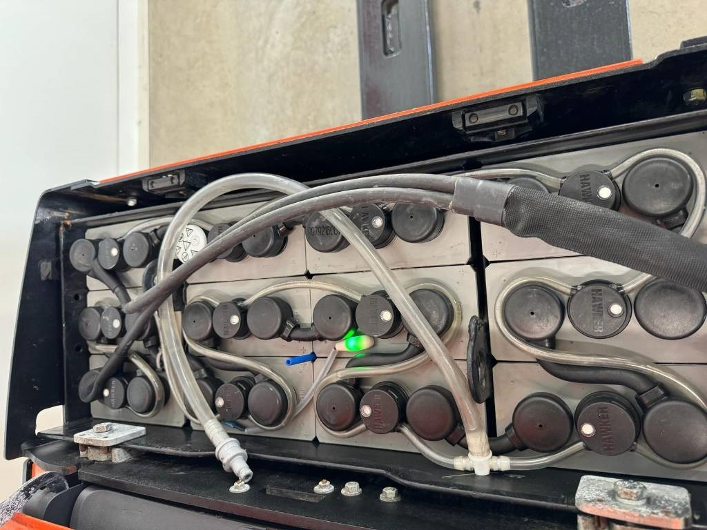 Toyota 10545 LPE200 - Transpalette: photos 4 Toyota 10545 LPE200 - Transpalette: photos 4