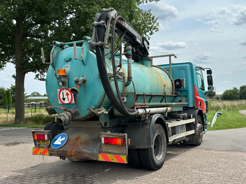 DAF CF 75.250 WITH RAVO KZ7082/150 VACUUM / CHANNEL CLEANER - Camion hydrocureur: photos 5 DAF CF 75.250 WITH RAVO KZ7082/150 VACUUM / CHANNEL CLEANER - Camion hydrocureur: photos 5