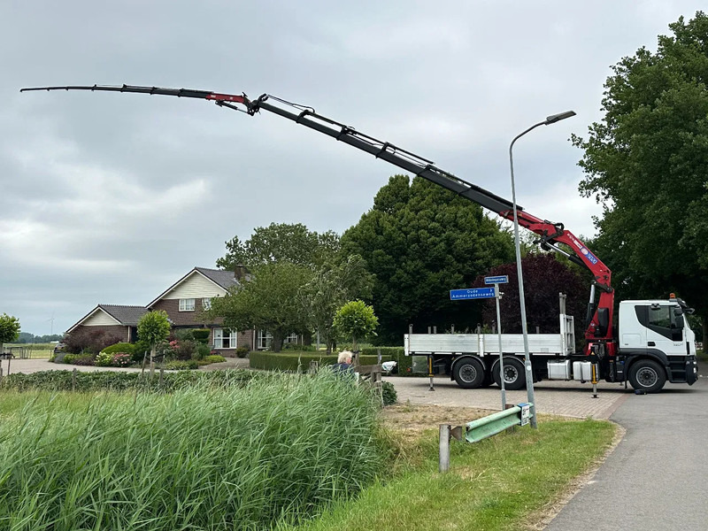 Iveco Stralis 420 2015!!TRUCK HMF50TM/FLY-JIB! WINCH/LIER!ROOF/DACH!!MANUTENTION!! - Camion grue: photos 5 Iveco Stralis 420 2015!!TRUCK HMF50TM/FLY-JIB! WINCH/LIER!ROOF/DACH!!MANUTENTION!! - Camion grue: photos 5