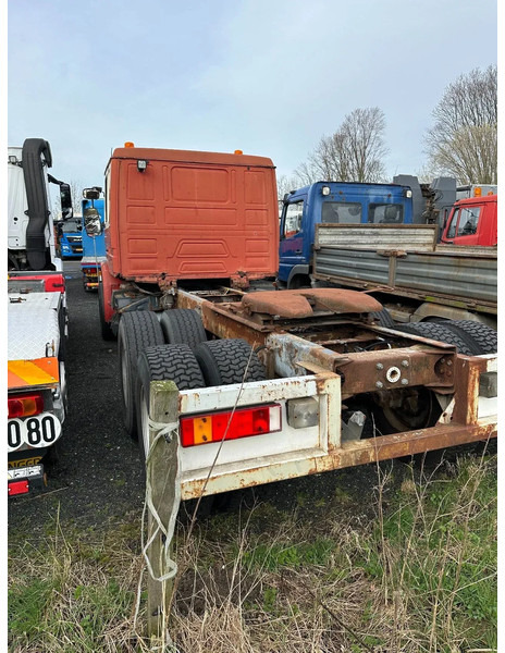Scania T143-450 V8 HAUBER/NEUS/TORPEDO - Tracteur routier: photos 4 Scania T143-450 V8 HAUBER/NEUS/TORPEDO - Tracteur routier: photos 4