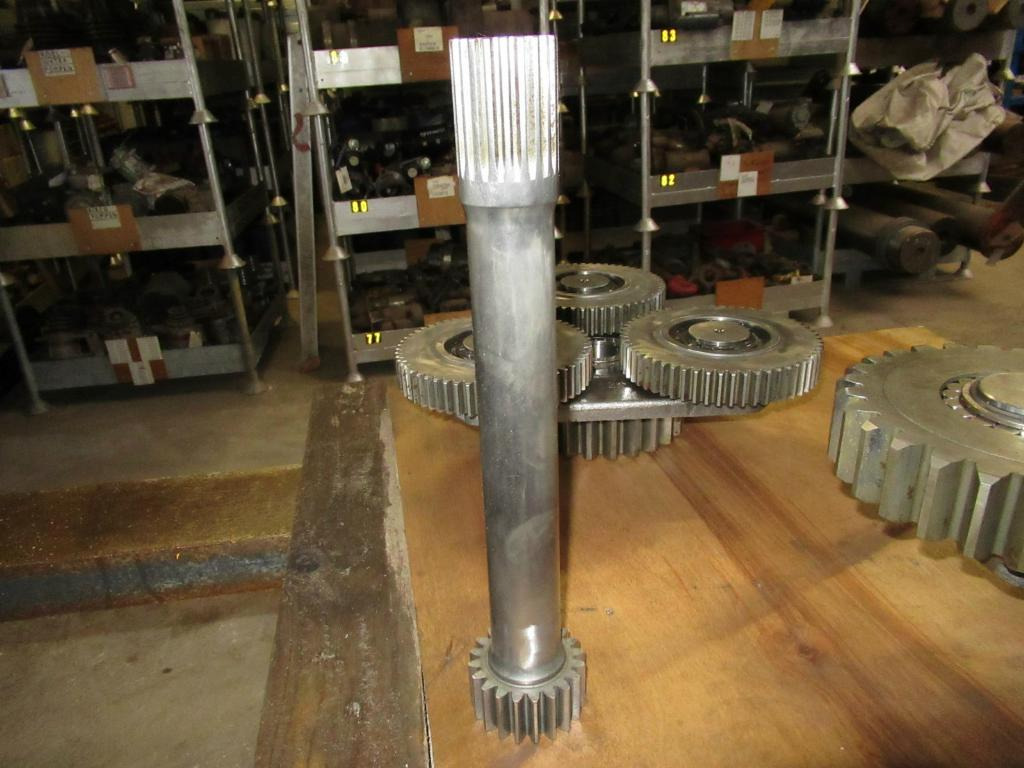 Bomag 05901319 - Moteur de translation pour Engins de chantier: photos 4 Bomag 05901319 - Moteur de translation pour Engins de chantier: photos 4