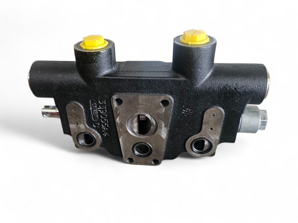 Case 375782A2R - 375782A1 - Valve hydraulique pour Engins de chantier: photos 1 Case 375782A2R - 375782A1 - Valve hydraulique pour Engins de chantier: photos 1