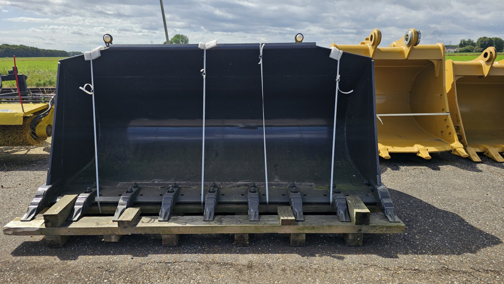 Case 84294151 - 472026051 - Godet pour Engins de chantier: photos 3 Case 84294151 - 472026051 - Godet pour Engins de chantier: photos 3