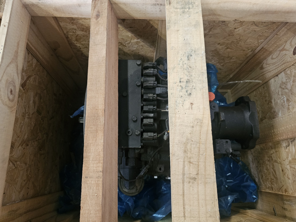 Case 84327511 - 84327511R - Boîte de vitesse pour Engins de chantier: photos 2 Case 84327511 - 84327511R - Boîte de vitesse pour Engins de chantier: photos 2