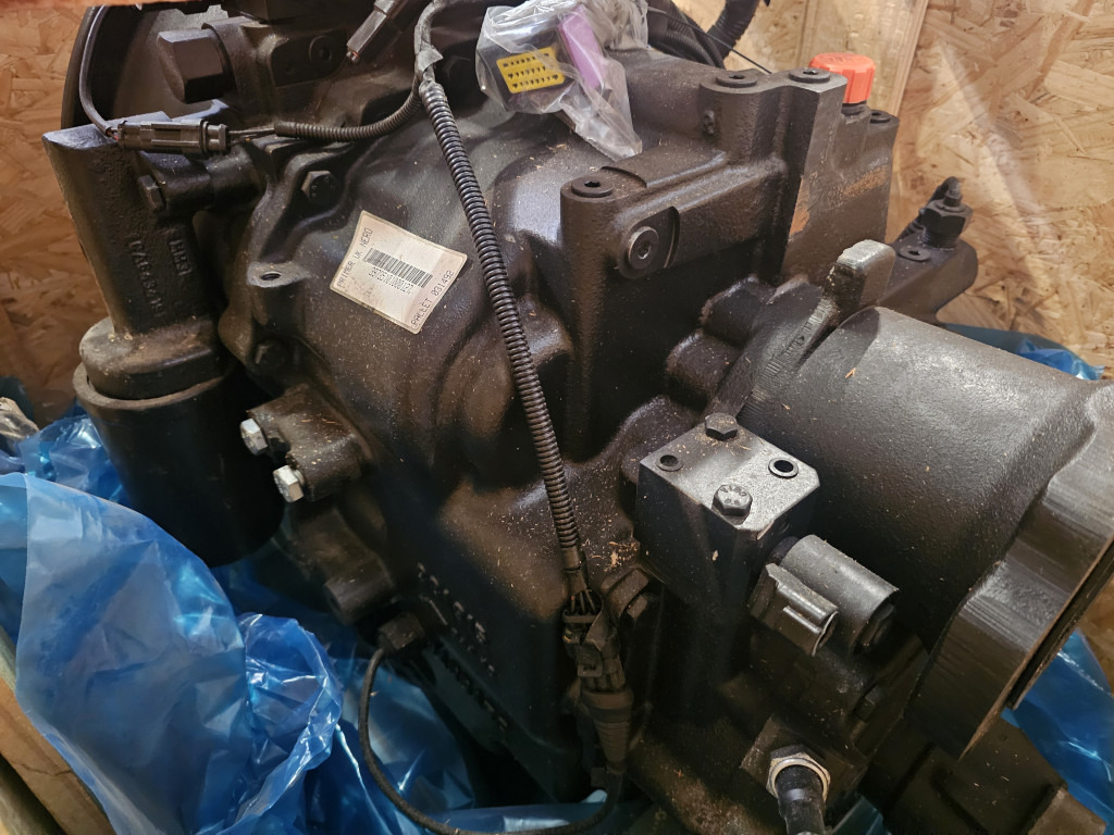 Case 84327511 - 84327511R - Boîte de vitesse pour Engins de chantier: photos 4 Case 84327511 - 84327511R - Boîte de vitesse pour Engins de chantier: photos 4