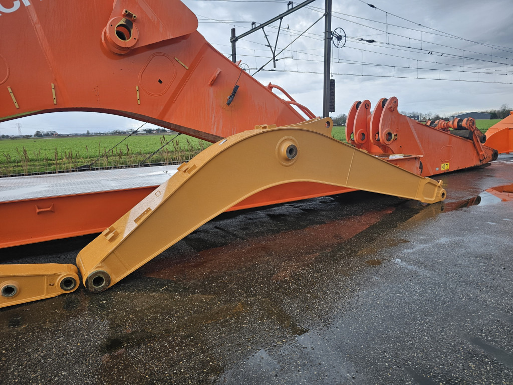 Case KBV15361 - Flèche pour Engins de chantier: photos 1 Case KBV15361 - Flèche pour Engins de chantier: photos 1