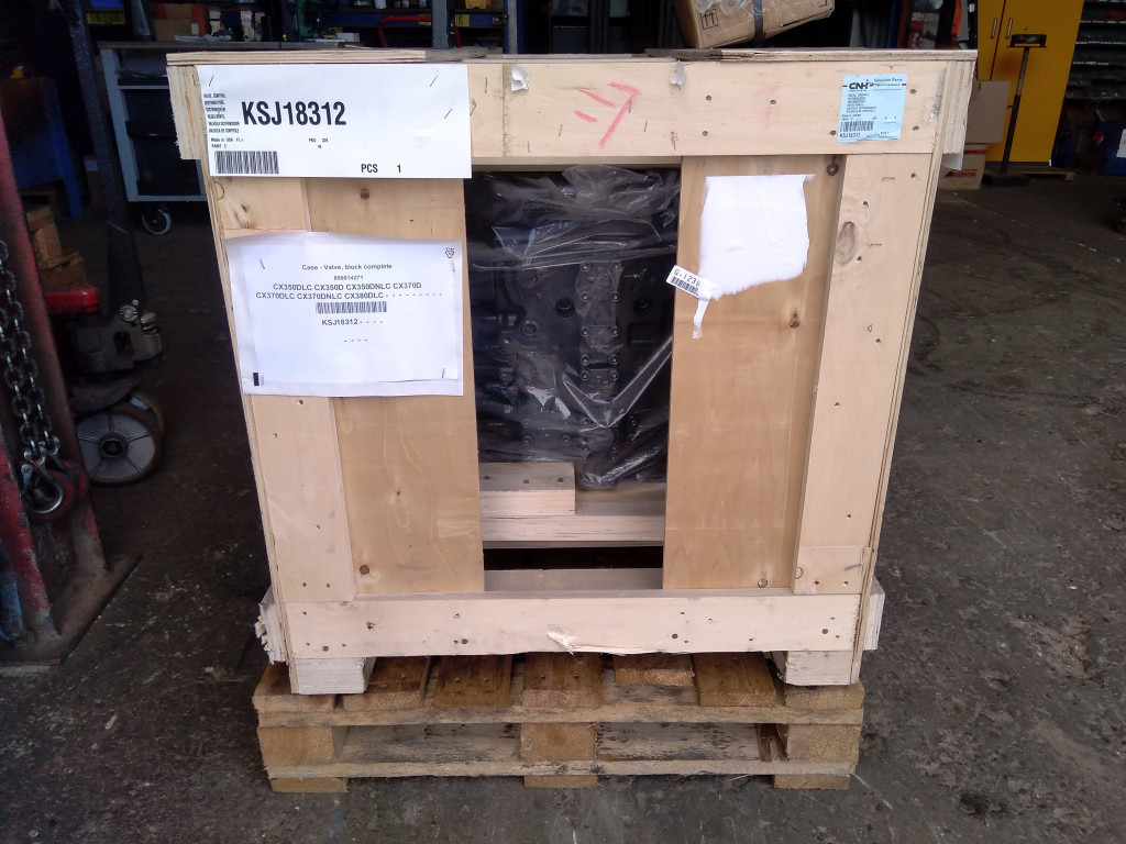 Case KSJ18312 - Valve hydraulique pour Engins de chantier: photos 3 Case KSJ18312 - Valve hydraulique pour Engins de chantier: photos 3