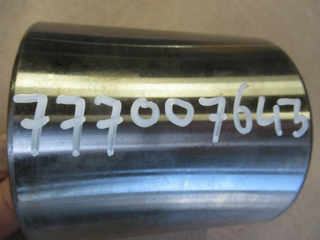 Case V5928706 - Pistons/ Anneaux/ Manchons pour Engins de chantier: photos 3 Case V5928706 - Pistons/ Anneaux/ Manchons pour Engins de chantier: photos 3