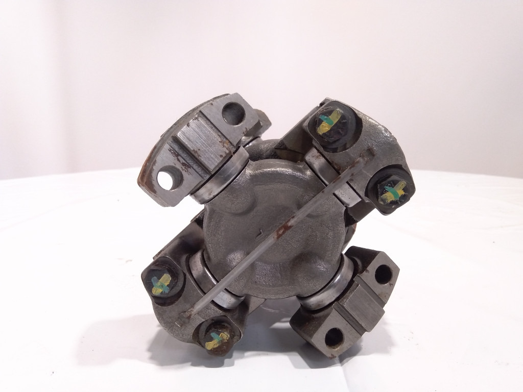 Caterpillar 1082106 - Demi arbre pour Engins de chantier: photos 2 Caterpillar 1082106 - Demi arbre pour Engins de chantier: photos 2