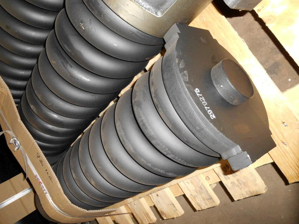 Caterpillar 2979275 - Chenille pour Engins de chantier: photos 2 Caterpillar 2979275 - Chenille pour Engins de chantier: photos 2