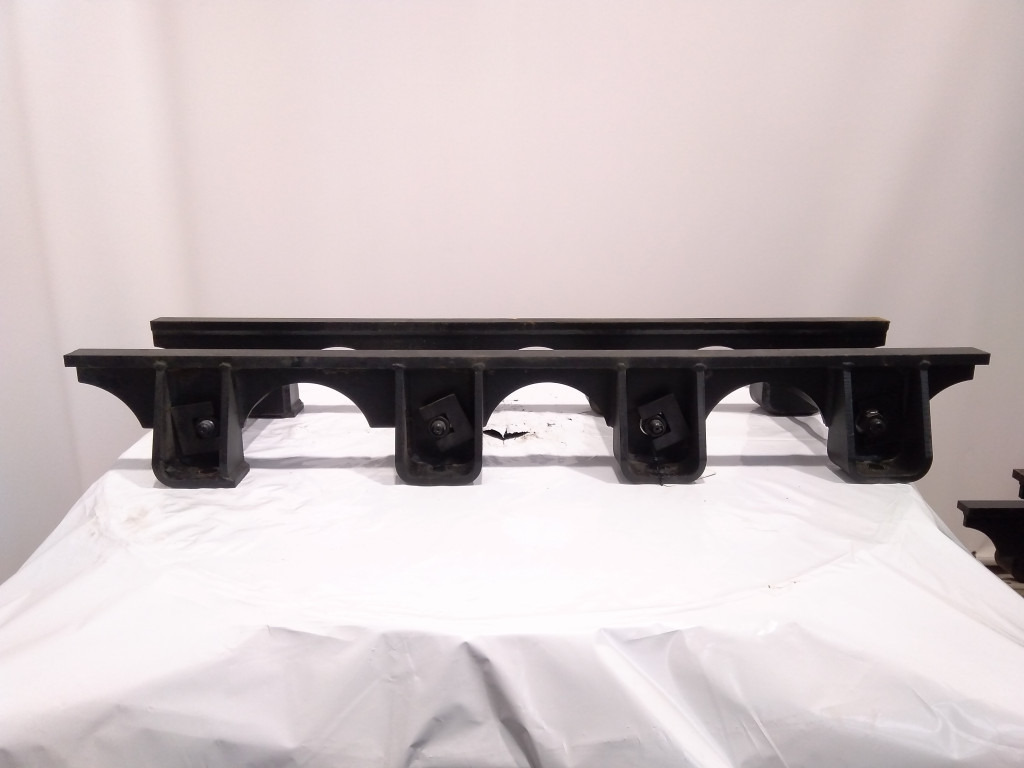 Caterpillar 3241003 - Chenille pour Engins de chantier: photos 1 Caterpillar 3241003 - Chenille pour Engins de chantier: photos 1