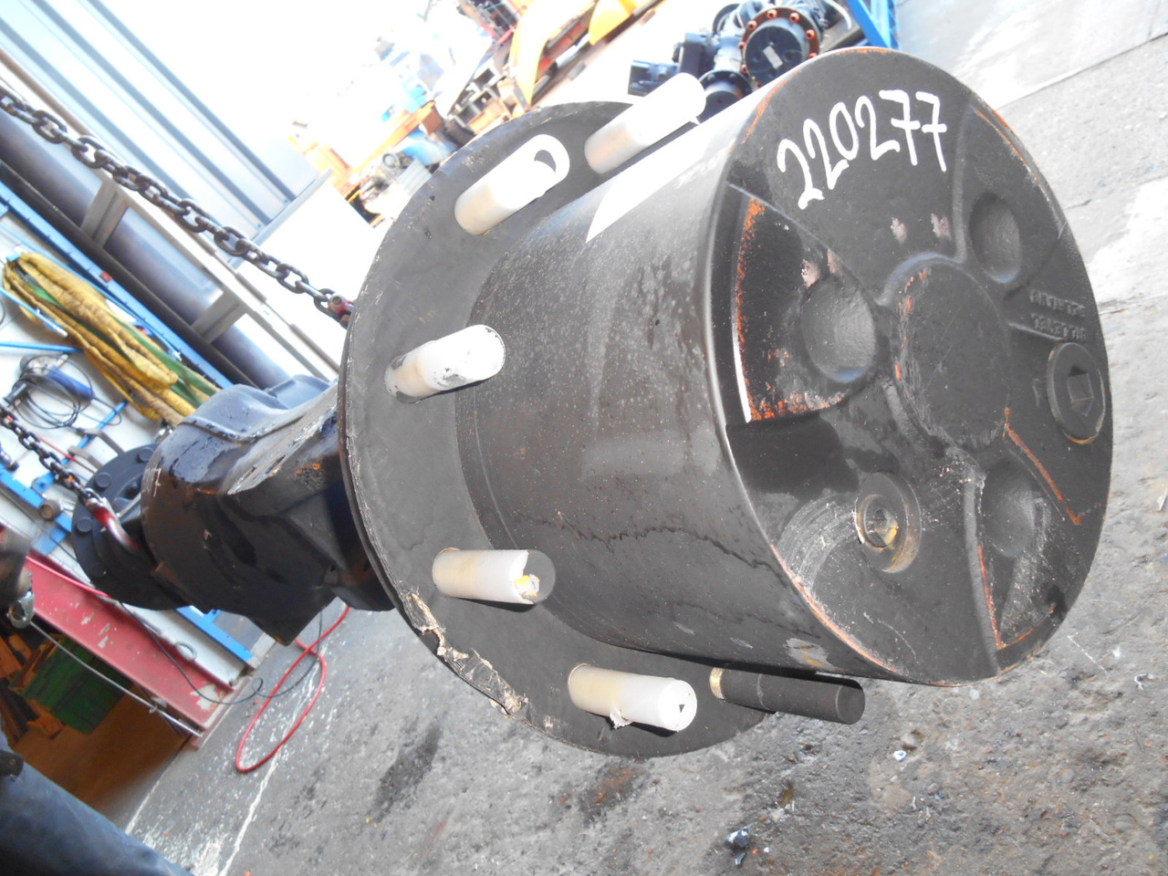 Doosan 22119422A - Essieu avant pour Engins de chantier: photos 1 Doosan 22119422A - Essieu avant pour Engins de chantier: photos 1