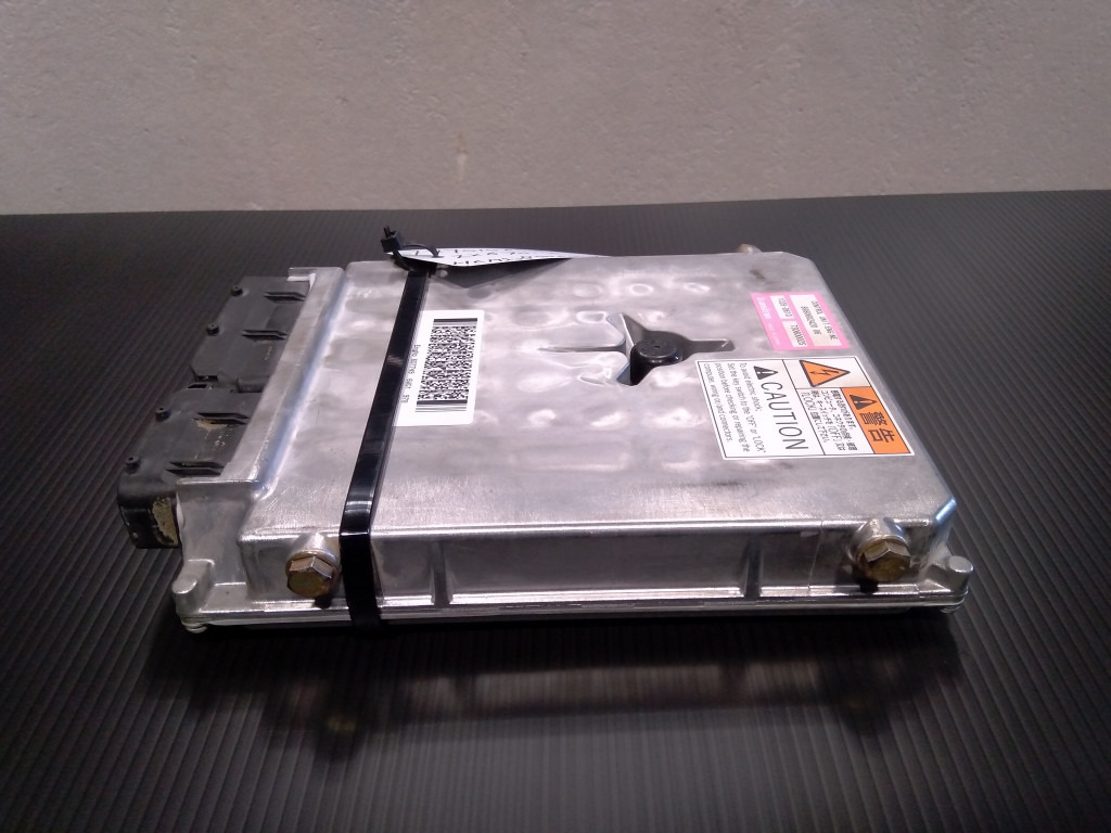 Hitachi 4644257 - Bloc de gestion pour Engins de chantier: photos 2 Hitachi 4644257 - Bloc de gestion pour Engins de chantier: photos 2