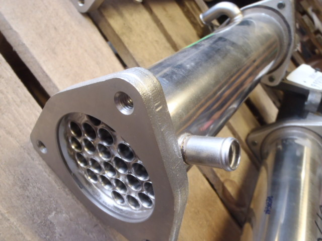 Hitachi 8976067173 - 87646088 - Refroidisseur EGR pour Machine agricole: photos 2 Hitachi 8976067173 - 87646088 - Refroidisseur EGR pour Machine agricole: photos 2