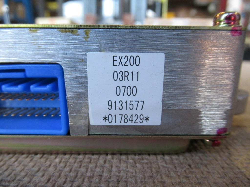Hitachi EX200 - - Bloc de gestion pour Engins de chantier: photos 3 Hitachi EX200 - - Bloc de gestion pour Engins de chantier: photos 3