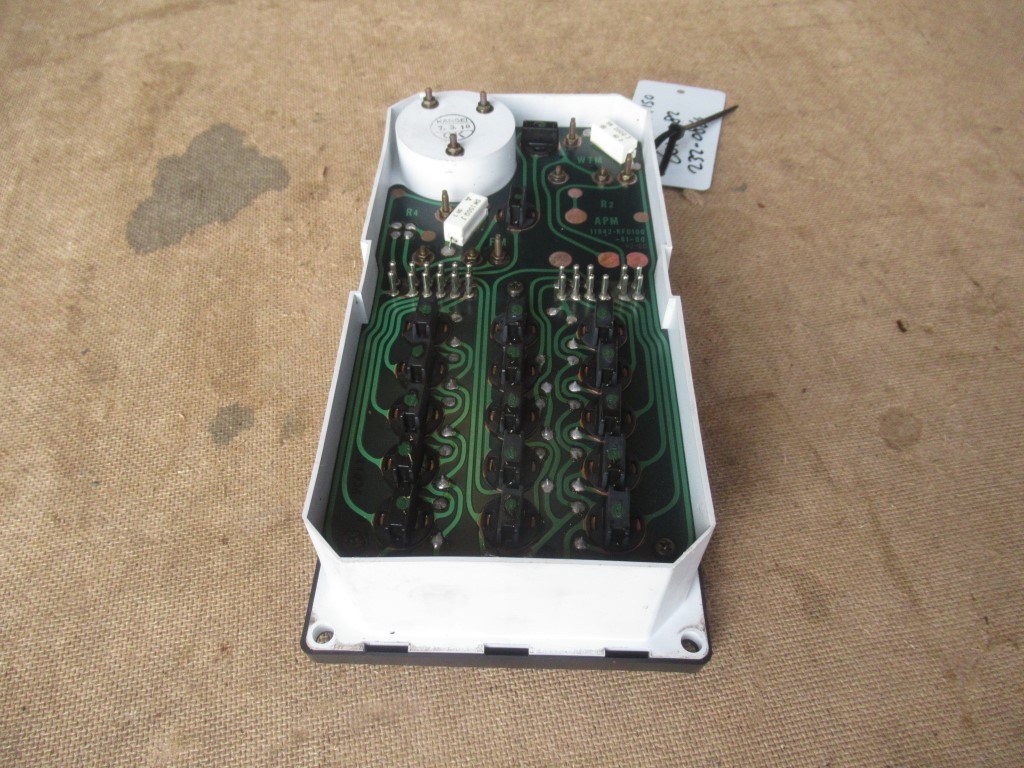 Hitachi KH150-3 - - Panel de instrumentos pour Engins de chantier: photos 3 Hitachi KH150-3 - - Panel de instrumentos pour Engins de chantier: photos 3