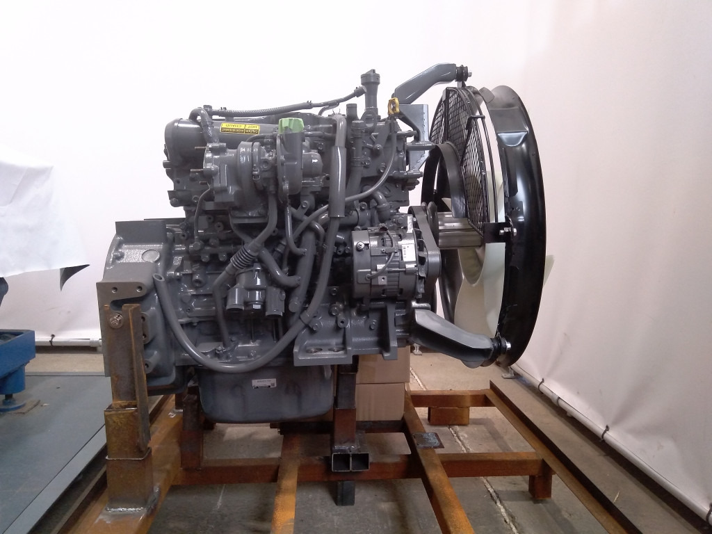 Isuzu 4JJ1 - 4JJ1XKSA - Moteur pour Engins de chantier: photos 1 Isuzu 4JJ1 - 4JJ1XKSA - Moteur pour Engins de chantier: photos 1