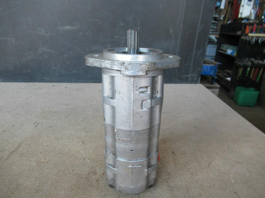 Kayaba KRP-17-8CJ2L3AR - - Pompe de support pour Engins de chantier: photos 2 Kayaba KRP-17-8CJ2L3AR - - Pompe de support pour Engins de chantier: photos 2