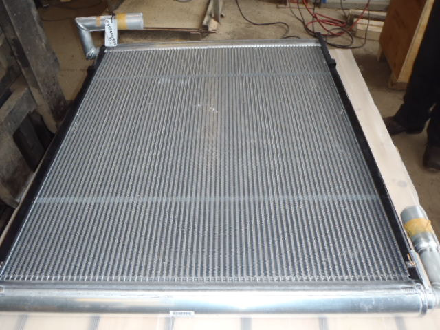 Kobelco LC05P00016S031 - Radiateur d'huile pour Engins de chantier: photos 2 Kobelco LC05P00016S031 - Radiateur d'huile pour Engins de chantier: photos 2