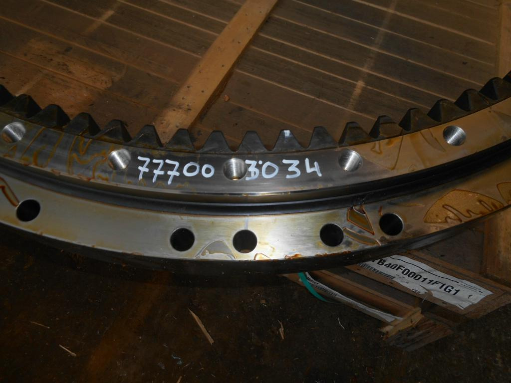 Kobelco YB40F00011F1 - Couronne d'orientation pour Engins de chantier: photos 2 Kobelco YB40F00011F1 - Couronne d'orientation pour Engins de chantier: photos 2