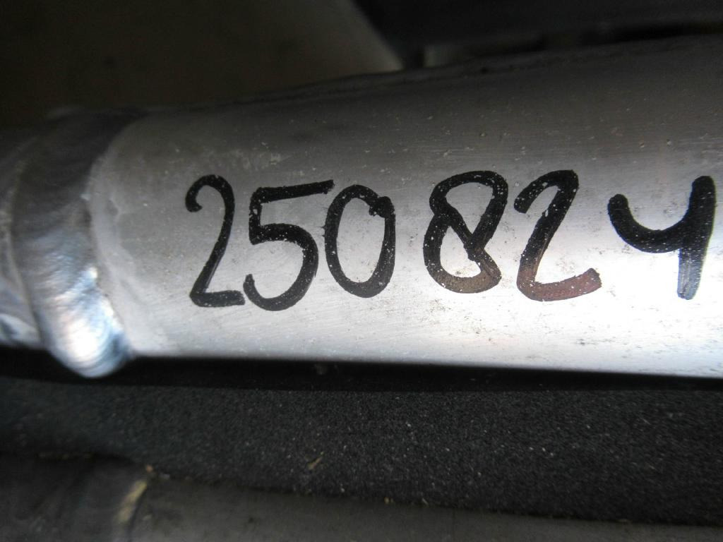 Kobelco YM05P00020F3 - Radiateur d'huile pour Engins de chantier: photos 3 Kobelco YM05P00020F3 - Radiateur d'huile pour Engins de chantier: photos 3