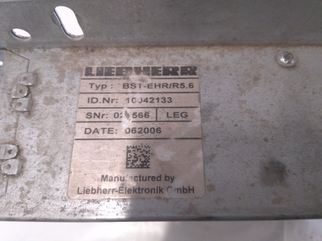 Liebherr 10042133 - Bloc de gestion pour Engins de chantier: photos 2 Liebherr 10042133 - Bloc de gestion pour Engins de chantier: photos 2