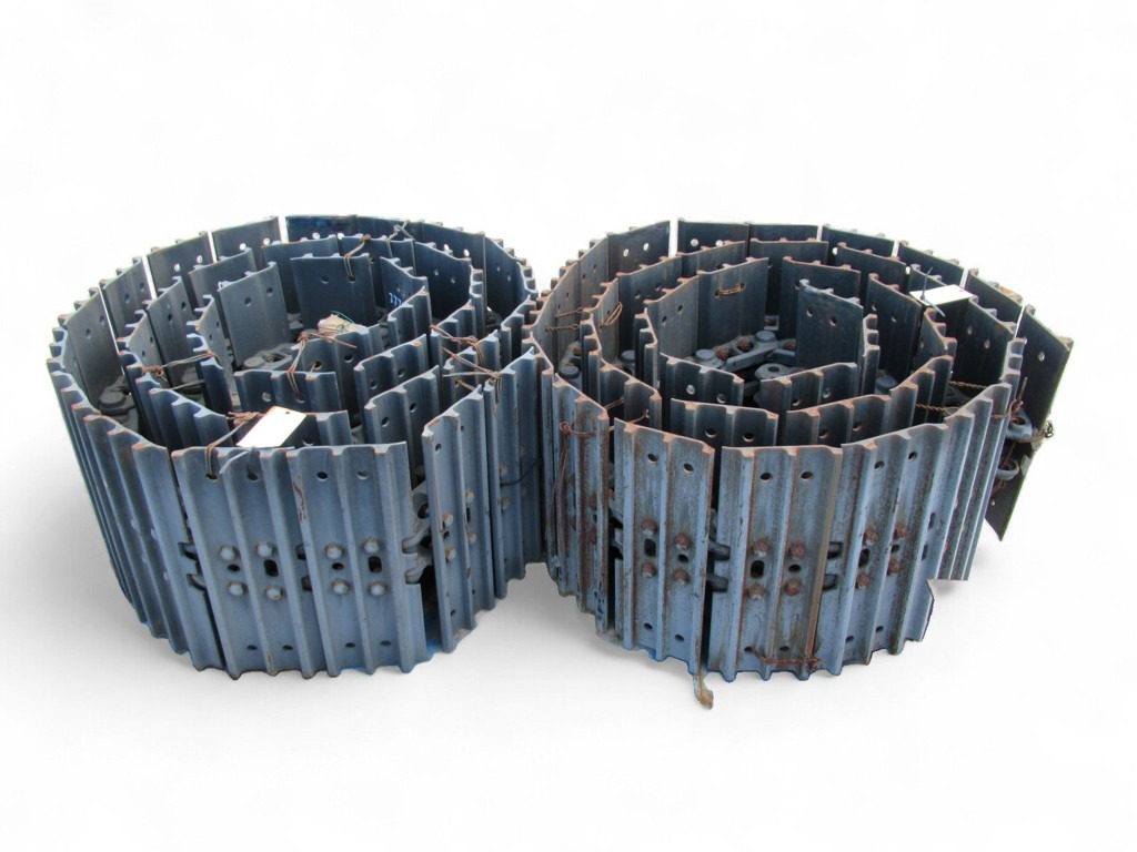 New Holland 2424J175D2 - YT62D00007F1 - Chenille pour Engins de chantier: photos 1 New Holland 2424J175D2 - YT62D00007F1 - Chenille pour Engins de chantier: photos 1