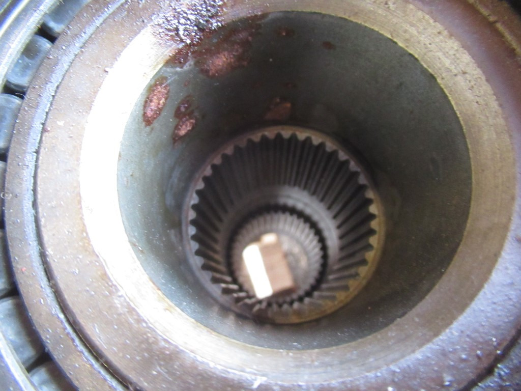 New Holland 8445806 - Essieu et pièces pour Engins de chantier: photos 4 New Holland 8445806 - Essieu et pièces pour Engins de chantier: photos 4