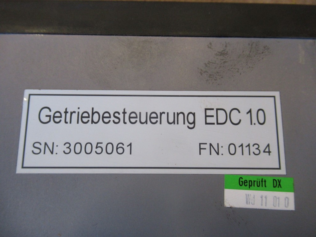 O&K EDC1.0 - - Bloc de gestion pour Engins de chantier: photos 4 O&K EDC1.0 - - Bloc de gestion pour Engins de chantier: photos 4