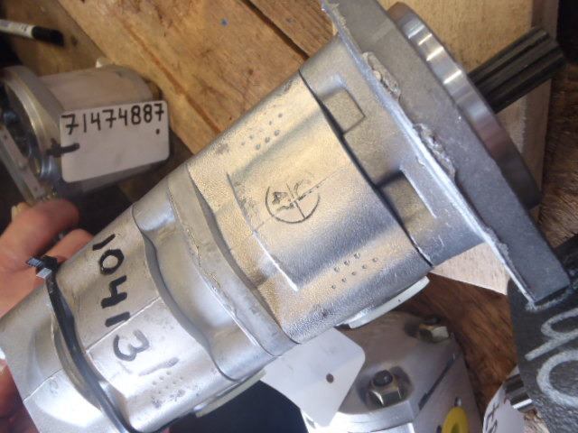 Shimadzu A664R400T119 - - Pompe hydraulique pour Engins de chantier: photos 1 Shimadzu A664R400T119 - - Pompe hydraulique pour Engins de chantier: photos 1