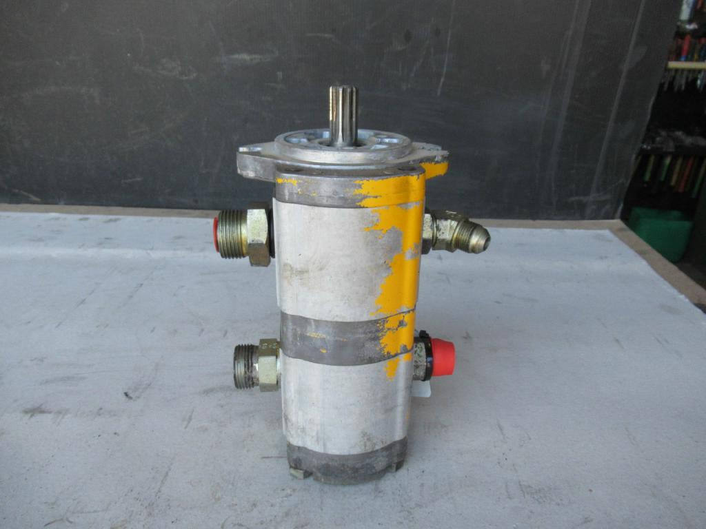 Zexel 87337079 - - Pompe de support pour Engins de chantier: photos 2 Zexel 87337079 - - Pompe de support pour Engins de chantier: photos 2