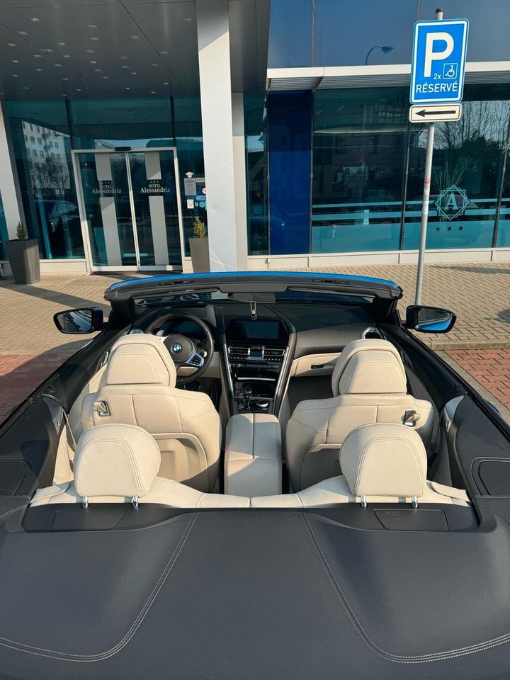 Voiture BMW 840 Baureihe 8 Cabrio 840 d xDrive M Sport: photos 14