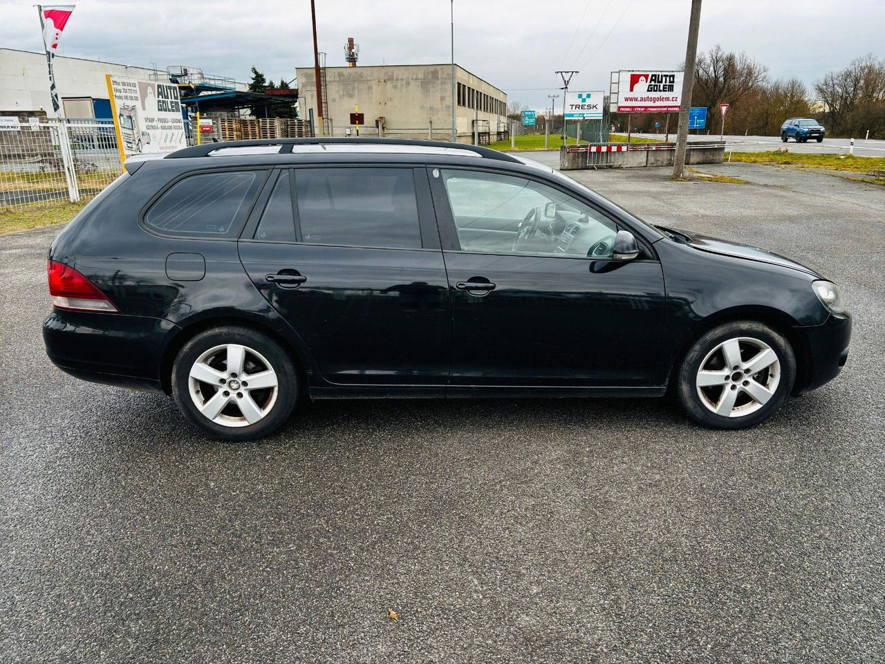 Volkswagen Golf VI Variant Trendline - Voiture: photos 3 Volkswagen Golf VI Variant Trendline - Voiture: photos 3
