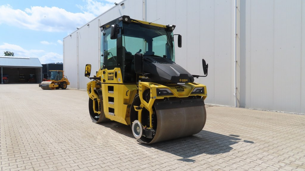 Rouleau compresseur Bomag BW 154 AP 5: photos 8 Rouleau compresseur Bomag BW 154 AP 5: photos 8