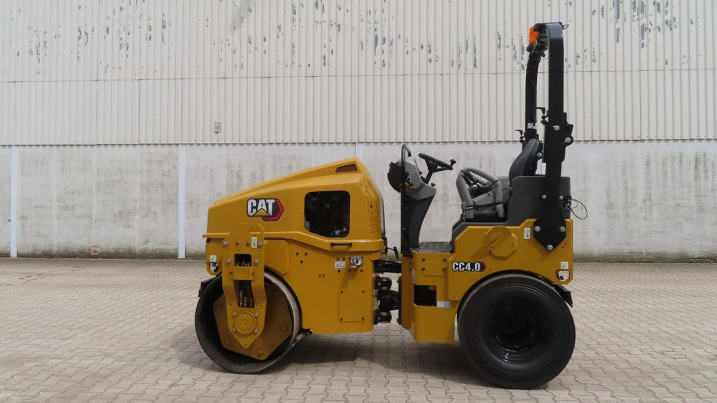 Caterpillar CC4.0 - Compacteur mixte: photos 5 Caterpillar CC4.0 - Compacteur mixte: photos 5