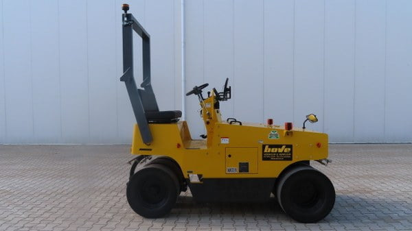 Saski TS 160-3 - Compacteur à pneus: photos 1 Saski TS 160-3 - Compacteur à pneus: photos 1