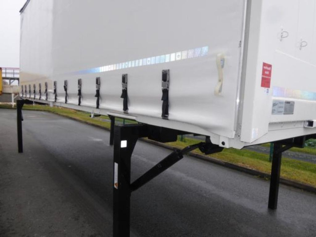 Krone Heck mit Portaltüren - Carrosserie bâchee: photos 2 Krone Heck mit Portaltüren - Carrosserie bâchee: photos 2