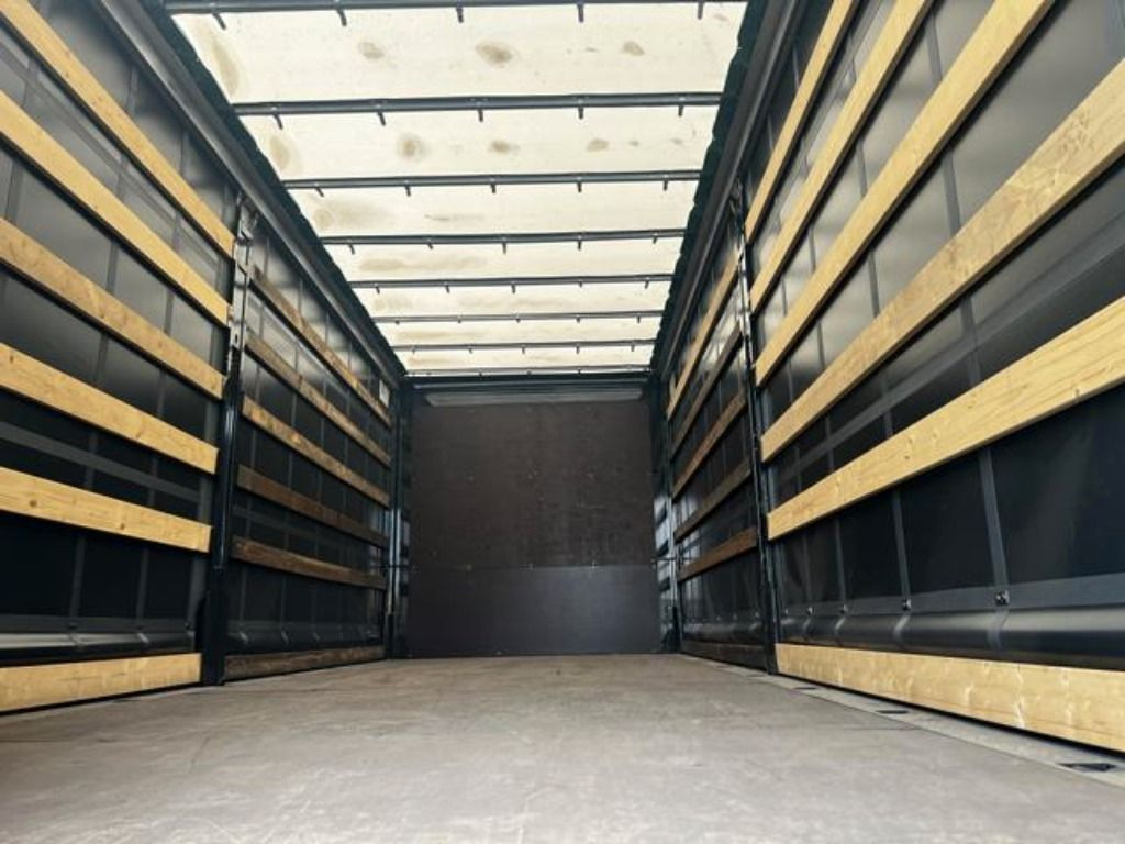 Krone Heck mit Portaltüren - Carrosserie bâchee: photos 5 Krone Heck mit Portaltüren - Carrosserie bâchee: photos 5