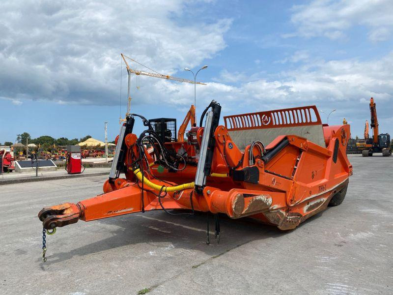 Los Antonios TH61 - Décapeuse: photos 1 Los Antonios TH61 - Décapeuse: photos 1