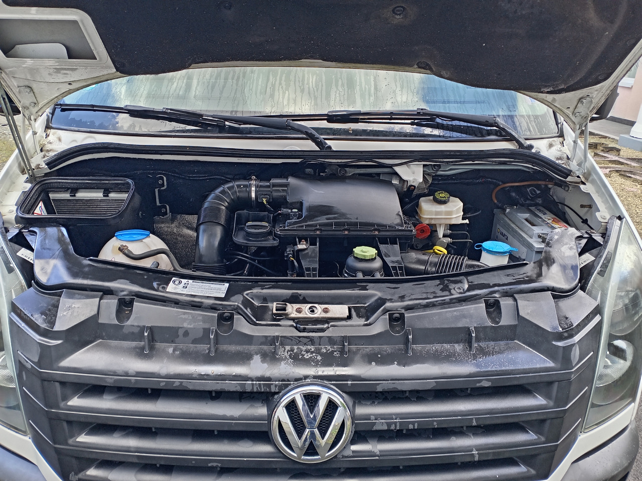 VOLKSWAGEN VW NFZ Crafter 50 Koffer 2.0 TDI LR 120 kW Diesel - Fourgon grand volume: photos 4 VOLKSWAGEN VW NFZ Crafter 50 Koffer 2.0 TDI LR 120 kW Diesel - Fourgon grand volume: photos 4
