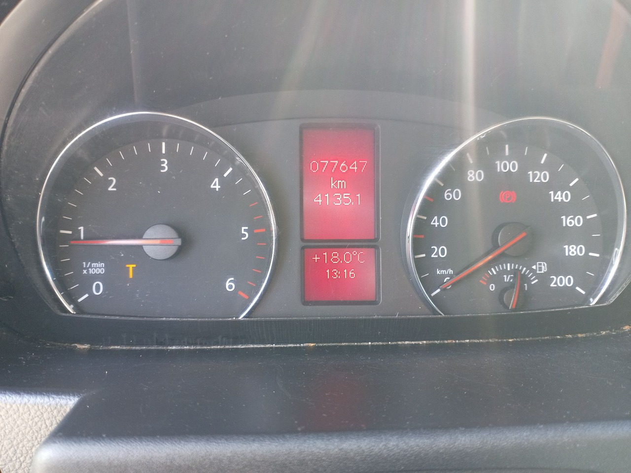 Volkswagen Crafter 50 Koffer 2.0 TDI LR 120 kW Diesel - Fourgon grand volume: photos 4 Volkswagen Crafter 50 Koffer 2.0 TDI LR 120 kW Diesel - Fourgon grand volume: photos 4