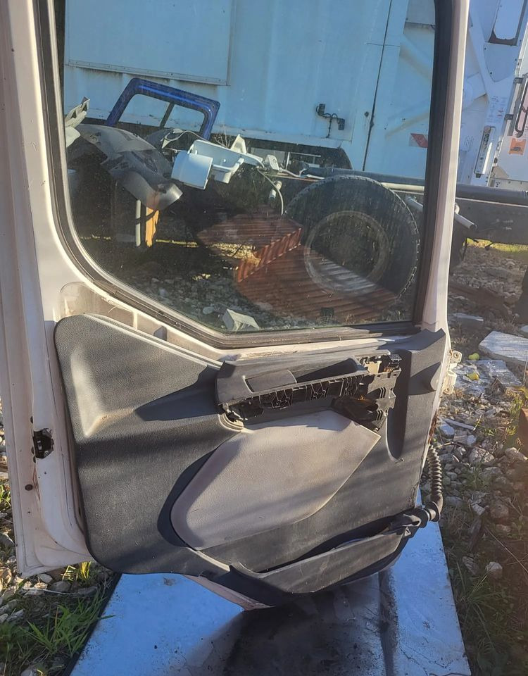 Szkielet drzwi volvo lewe, niekompletne Volvo FE FL Renault - Carrosserie et extérieur pour Camion: photos 2 Szkielet drzwi volvo lewe, niekompletne Volvo FE FL Renault - Carrosserie et extérieur pour Camion: photos 2