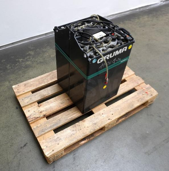 GNB 24 Volt 3 PzS 375 Ah - Accumulateur: photos 2 GNB 24 Volt 3 PzS 375 Ah - Accumulateur: photos 2