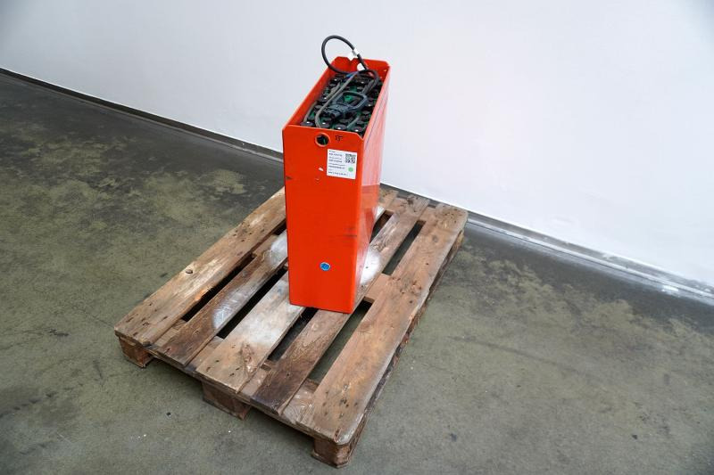 GRUMA 24 Volt 2 PzS 230 Ah - Accumulateur: photos 4 GRUMA 24 Volt 2 PzS 230 Ah - Accumulateur: photos 4